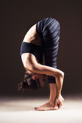 Nuolatinis Forward Fold Pose - Uttanasana Yoga Benefits