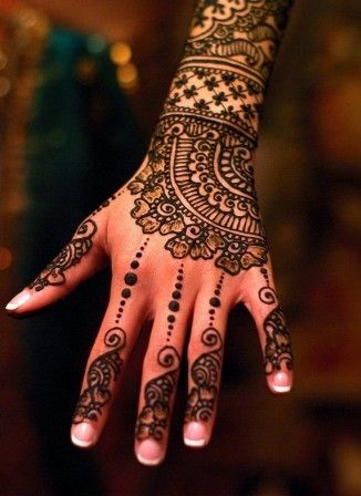 Cele mai populare modele Mehndi pentru mâini cu imagini Stiluri de viață