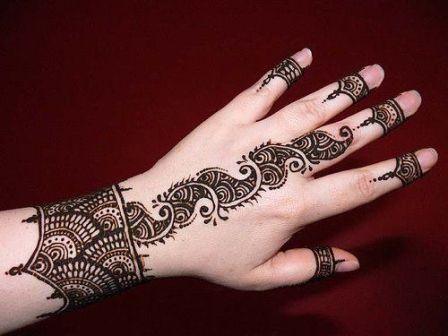 50 Most Popular Mehndi Designs For Hands With Pictures | Styles At Life