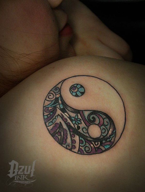 culoare yin yang tattoo-31