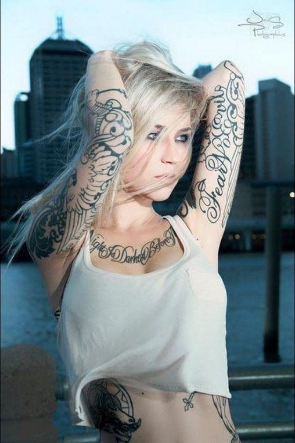 50+ kép a tetovált nők
