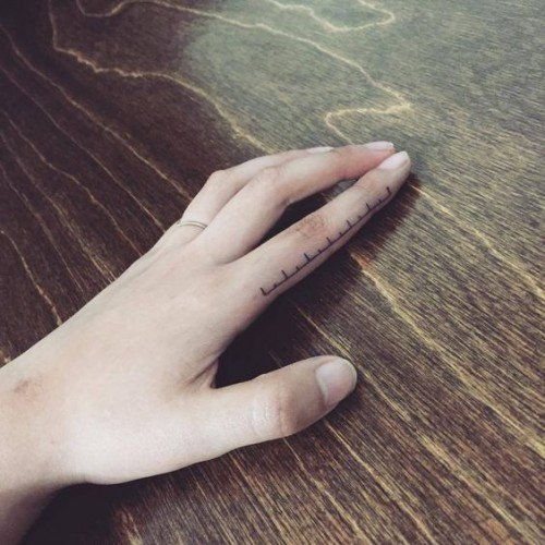 mažas finger tattoo_35