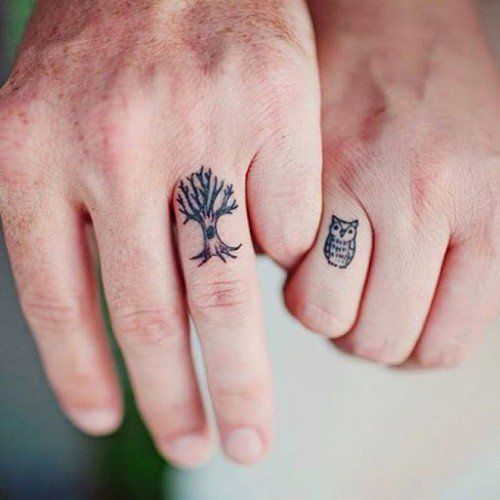 majhna finger tattoo_32
