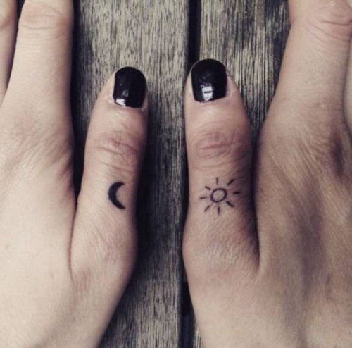 mažas finger tattoo_15