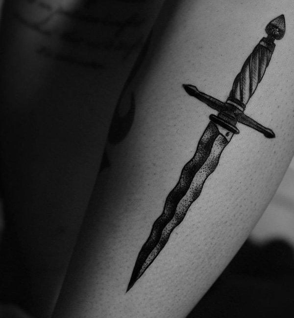 meč tattoo-40