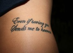50 moterų tatuiruotės citatos
