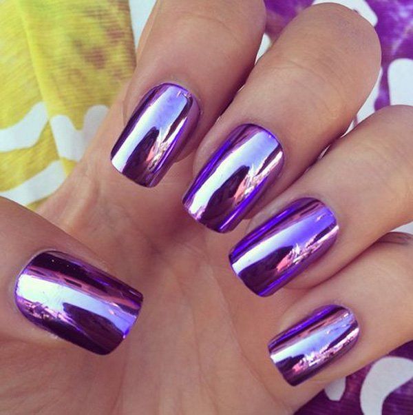 Violetinė Metallic Manicures