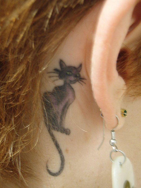 55 tatuaje urechi incredibile