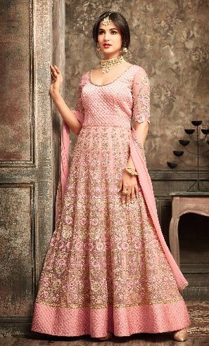 5 Impressive Gown Dresses for Engagement Ceremony in India