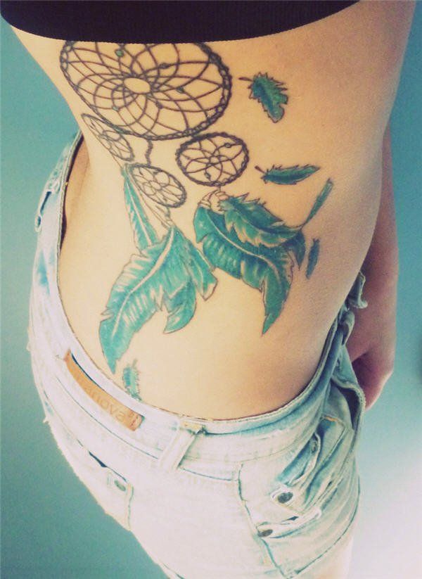 60 Dreamcatcher tetováló dizájn nőknek