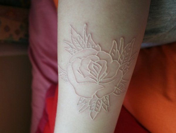 60+ ötletek fehér tinta tetoválásokra