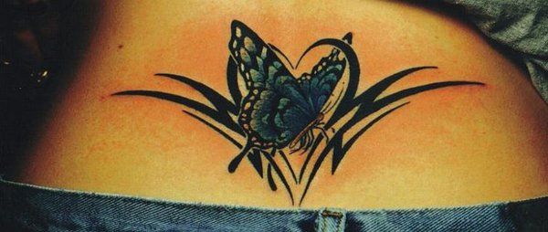 60+ moterys tatuiruotės žemos atgal