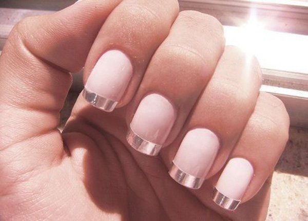 27 French Manicure