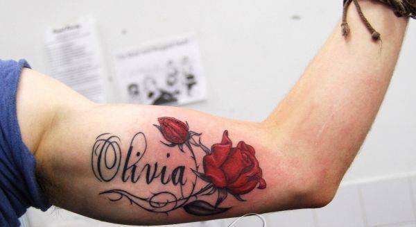 77 Interesting Name Tattoos and Brilliant Name Tattoo Ideas