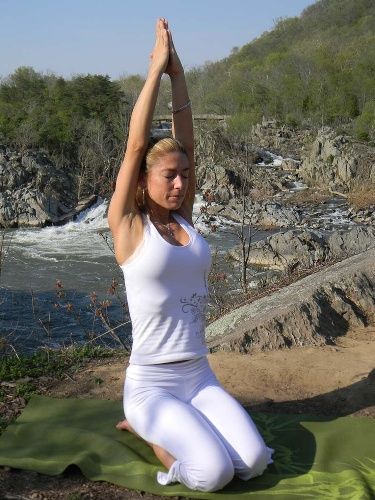 7 Kundalini Yoga Poses and Its Benefits | Styles At Life