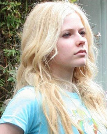 avril lavgine without makeup4