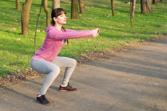 Squats Exercise To Reduce Hips And Thighs Fat