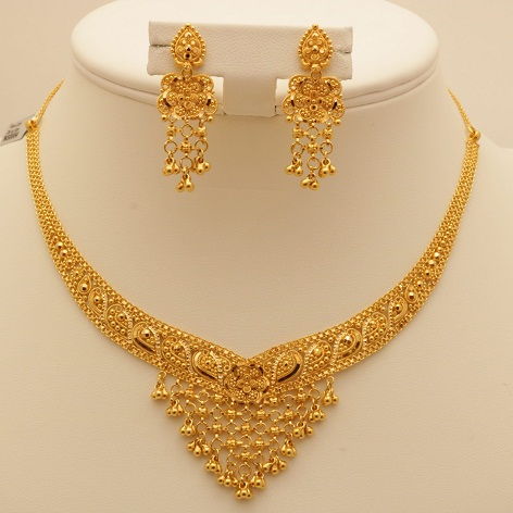 Tradicionalno Gold Necklace Design