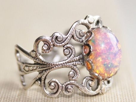 Vintage-ezüst-birthstone-gyűrűt