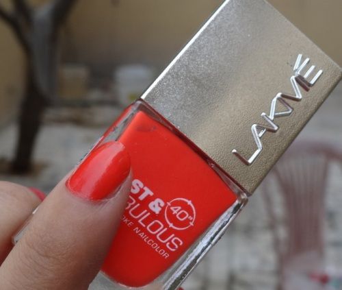 9 Beautiful and Cute Red Nail Polishes | Styles At Life