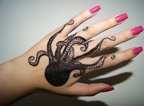 Strašno Octopus Tattoo Design