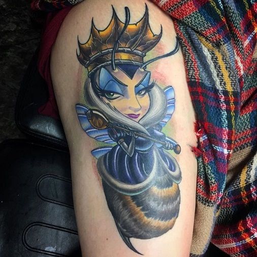 Glamurozno Queen Bee Tattoo Design