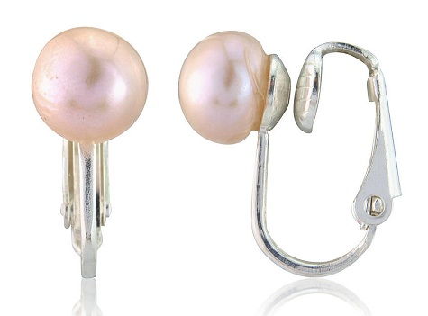 Klipas on pearl earrings