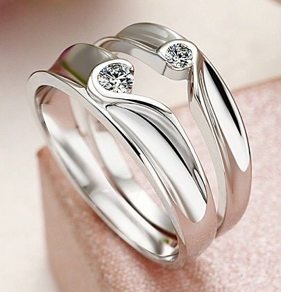 Two Half Hearts Puzzle Couple Wedding Ring Set