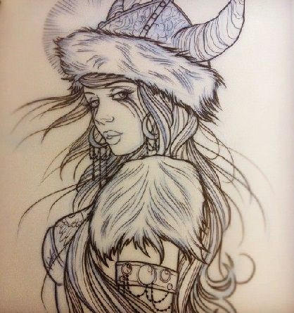 Mergaitė Viking Tattoos