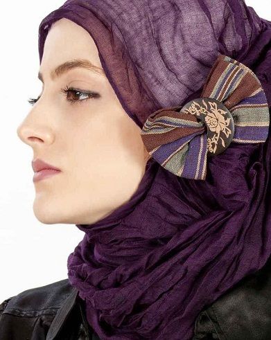 La modă Hijabs with Bows And Brooches