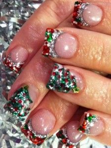 9 Best Christmas Nail Art Designs with Images | Styles At Life