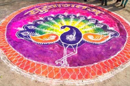 9 Best Holi Rangoli Designs and Patterns with Pictures
