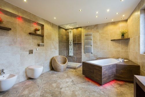 Bej and Spacious Luxury Bathroom Designs