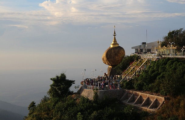 zlati-rock_myanmar-turistični kraji