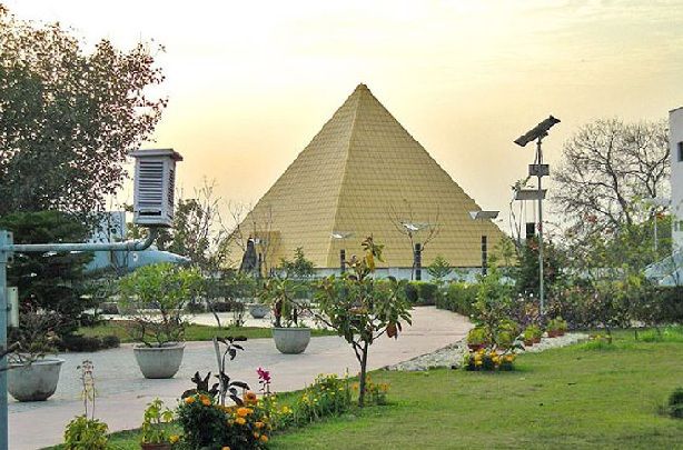 pushpa-gujral-science-city_punjab-tourist-places