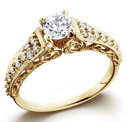 Crown cut gold vintage ring