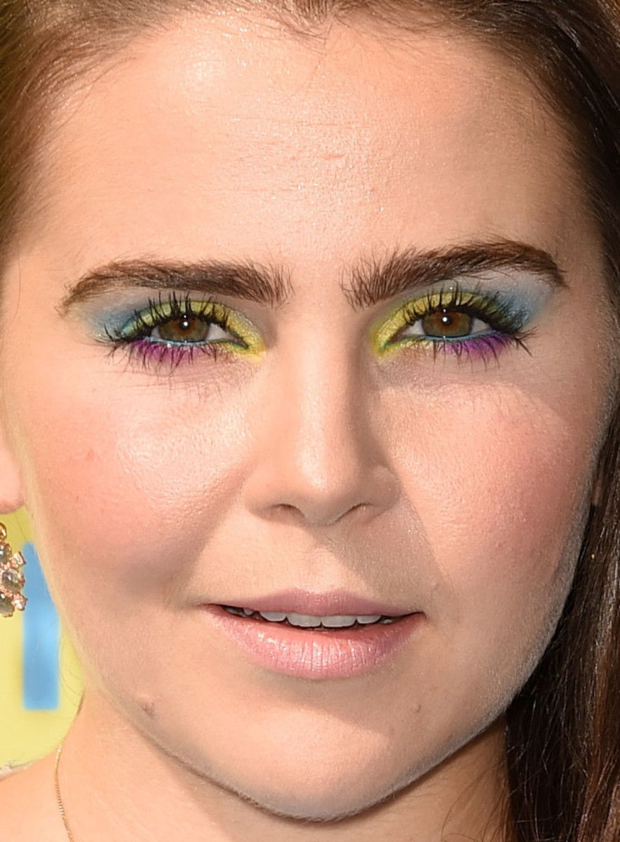 9 Eyeshadow Mistakes You're Probably Making