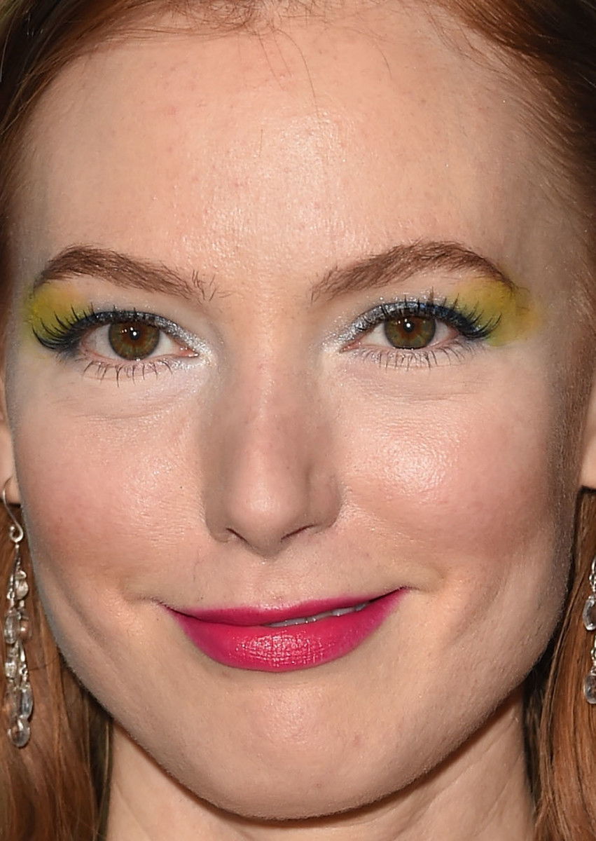 9 Eyeshadow Mistakes You're Probably Making