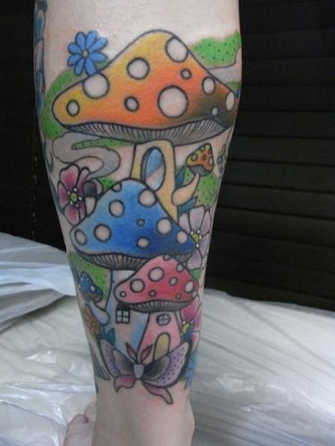 Impresionant Mushroom Tattoo Design