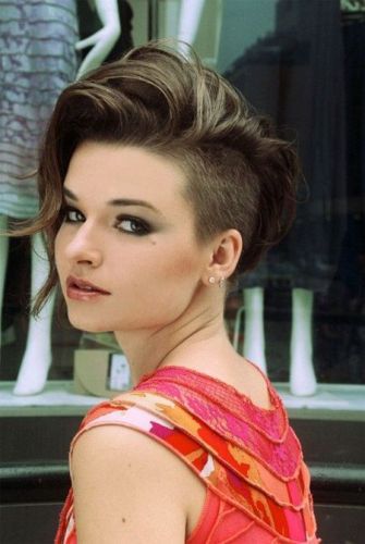 Trumpa Hairstyles for Thick Hair 8