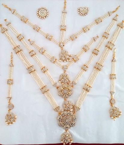 Artificial Temple Jewellery with Pearl