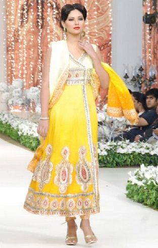 Heavy Yellow Salwar Kameez Design