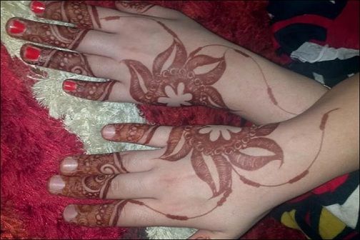 9 Modern and Attractive Red Cone Mehndi Designs | Styles At Life