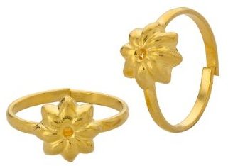 Flower Design Gold Toe Rings