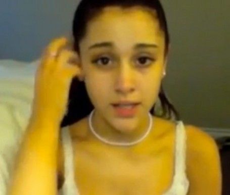 Ariana grande without makeup2