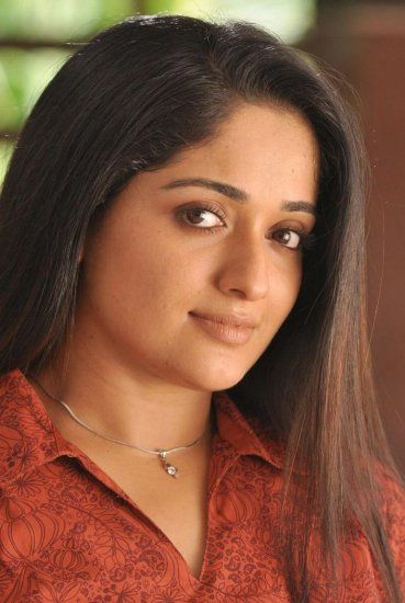 9 Pictures of Kavya Madhavan with and without Makeup