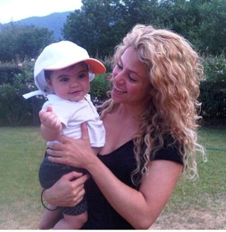 Shakira without makeup7