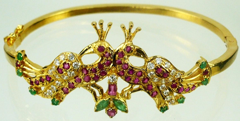 designer-bracelets-designs-traditional-peacock-style-designer-bracelets