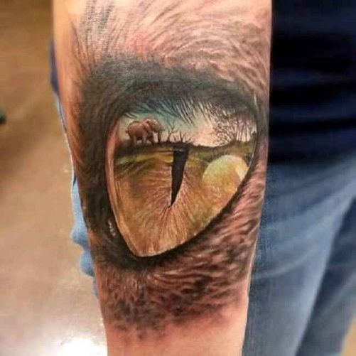 bătător la ochi Reptile Tattoo Design