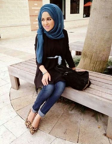 Side-Pinned Hijab Style for School